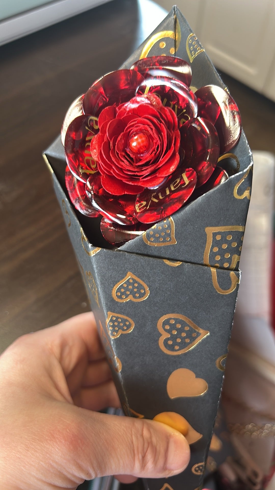 Guitar Pick Rose
